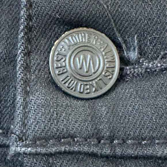 MOTHER The Insider Crop Step Fray Jeans display picture 1